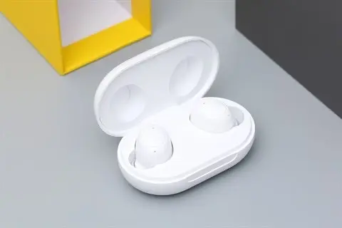 Khách hàng review Tai nghe Bluetooth True Wireless OPPO ENCO Buds ETI81 1