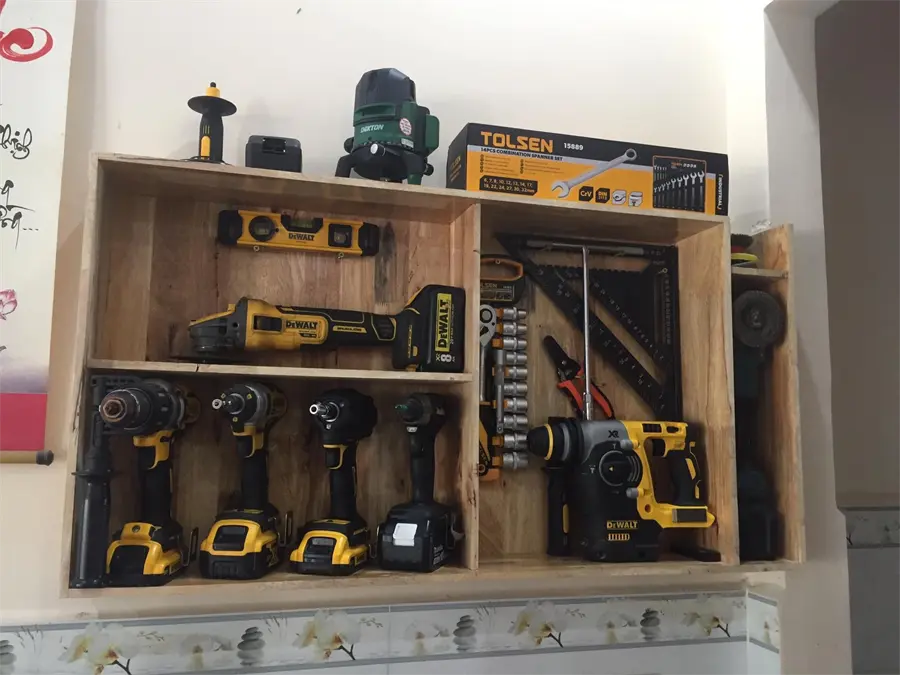Khách hàng review Máy khoan bê tông pin Dewalt DCH172N-KR 18V (không kèm pin, sạc) 1