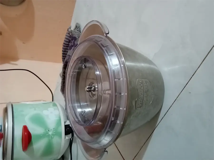 Khách hàng review Máy xay thịt Delites LH104A 2