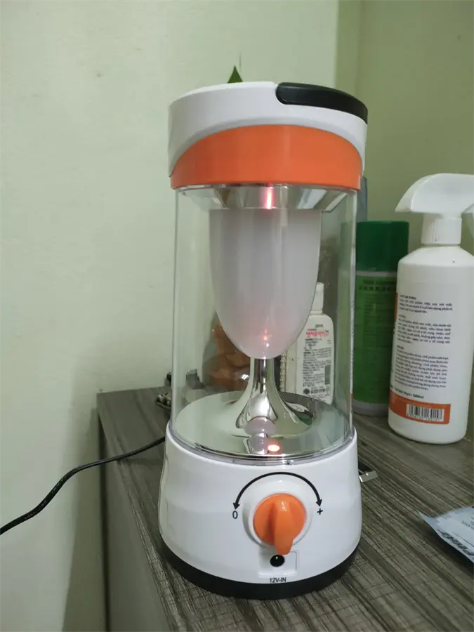 Khách hàng review Đèn sạc năng lượng mặt trời Comet CRL3103S 3