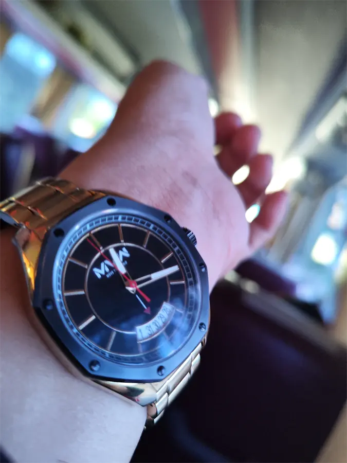 Khách hàng review Đồng hồ MVW 40 mm Nam MS024-01 1