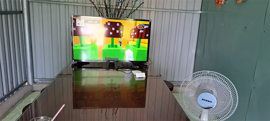 Khách hàng review Smart Tivi Samsung 32 inch UA32T4500 2