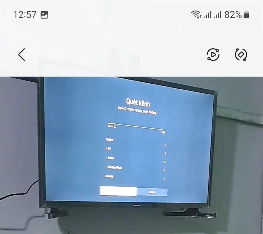 Khách hàng review Smart Tivi Samsung 32 inch UA32T4500 3