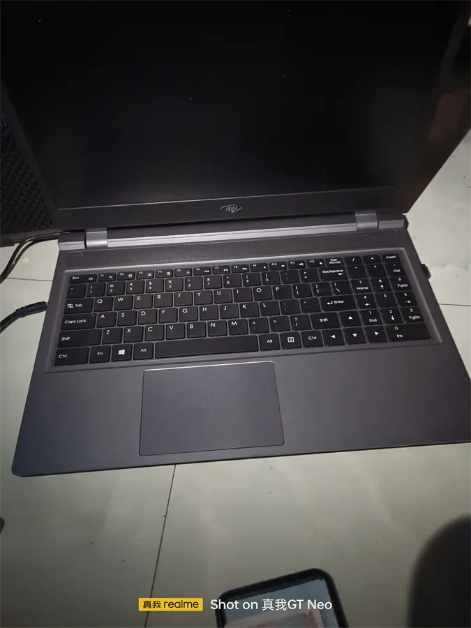 Khách hàng review Laptop itel SPIRIT 1 i3 8109U/4GB/256GB/Win11 (71006300035) 1