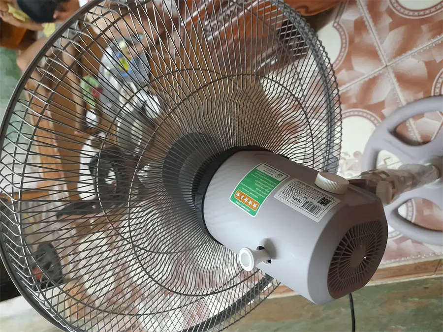 Khách hàng review Quạt đứng Asia 5 cánh VY539790 55W 7
