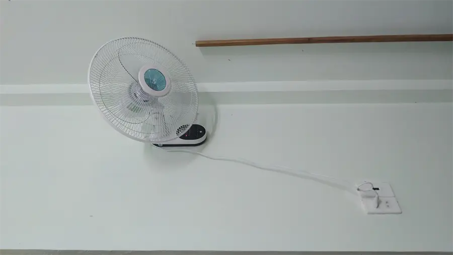 Khách hàng review Quạt treo tường AC 3 cánh AWF02A163 55W 3