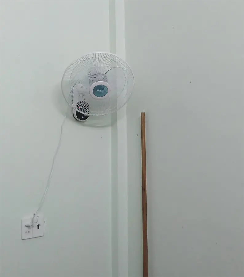 Khách hàng review Quạt treo tường AC 3 cánh AWF02A163 55W 2