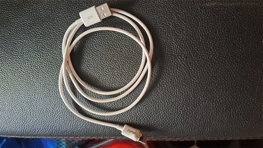 Khách hàng review Cáp sạc nhanh và truyền dữ liệu USB-A - Type-C 27W 1m AVA  TC1000N 1