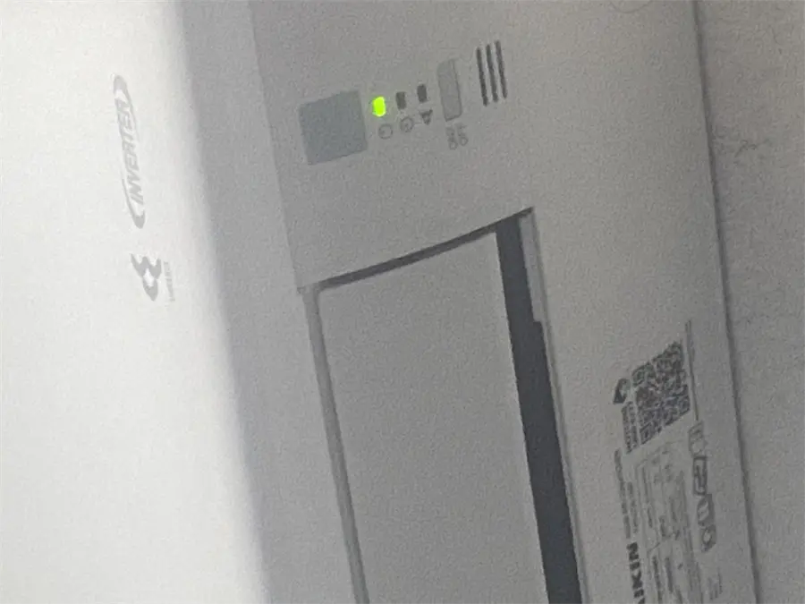 Khách hàng review Máy lạnh Daikin Inverter 1 HP ATKF25XVMV 42