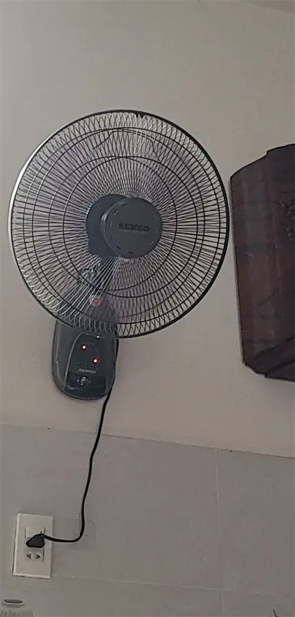 Khách hàng review Quạt treo tường Senko 3 cánh TR1628 47W 19