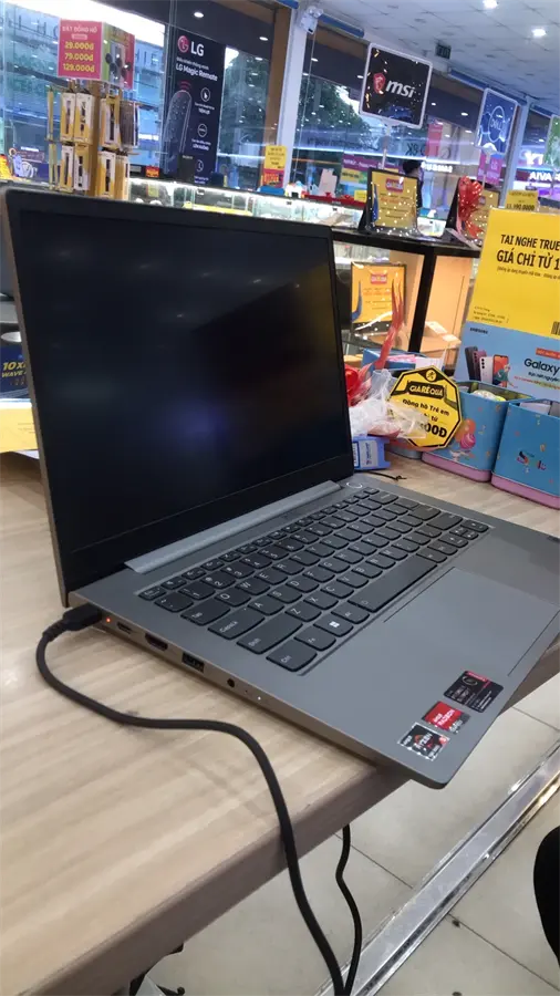 Khách hàng review Laptop Lenovo ThinkBook 14 G3 ACL R5 5500U/8GB/512GB/Win11 (21A200R0VN) 2