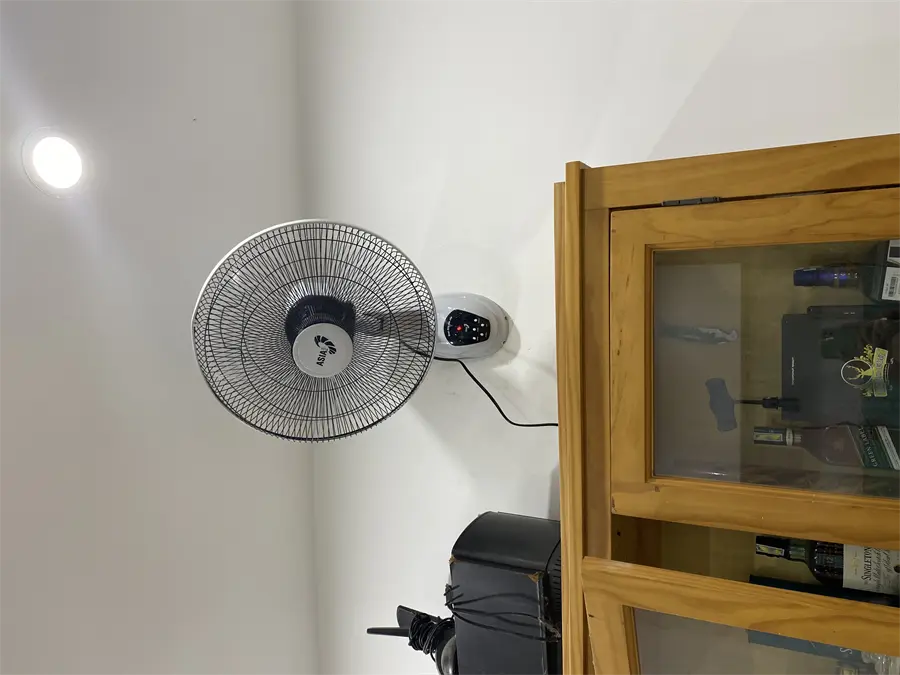 Khách hàng review Quạt treo tường Asia 3 cánh VY377790 55W 18