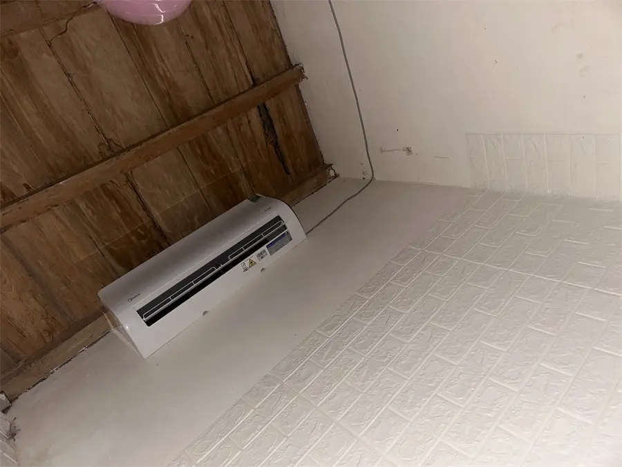 Khách hàng review Máy lạnh Midea Inverter 1 HP MSAG-10CRDN8 4