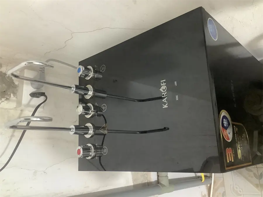 Khách hàng review Máy lọc nước RO nóng nguội lạnh Hydrogen Karofi KAD-X39 10 lõi 57