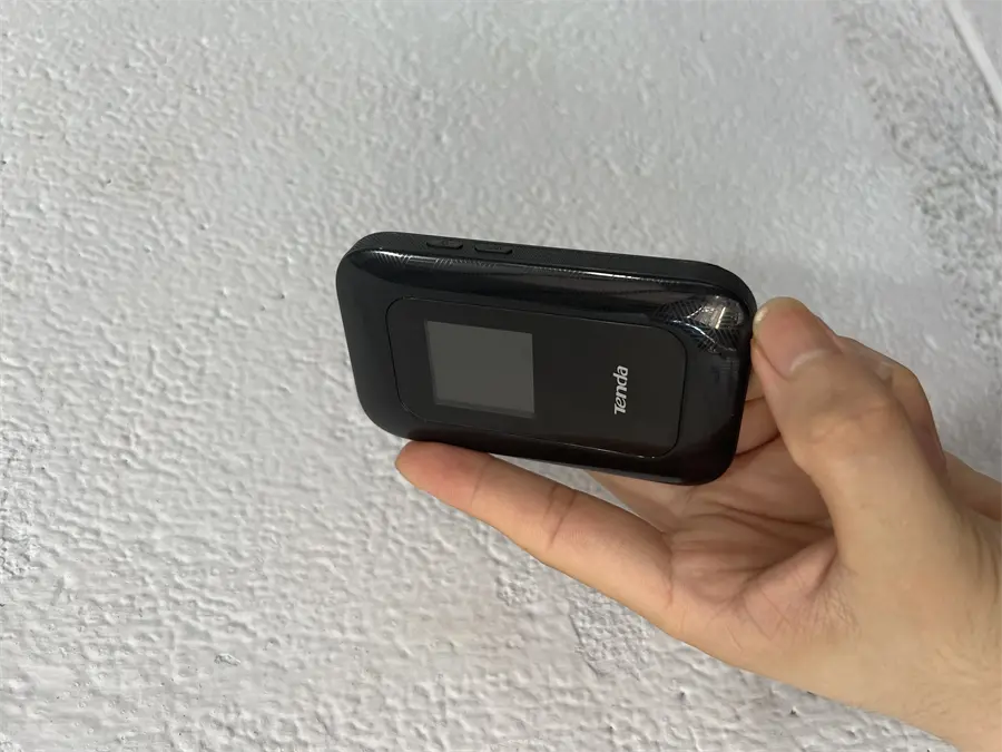 Khách hàng review Bộ phát Wifi di động 4G LTE 150Mbps Tenda 4G185 5