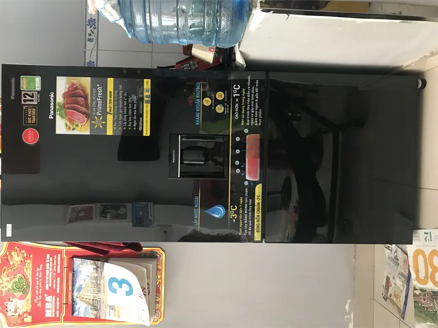 Khách hàng review Tủ lạnh Panasonic Inverter 377 lít NR-BX421GPKV 4