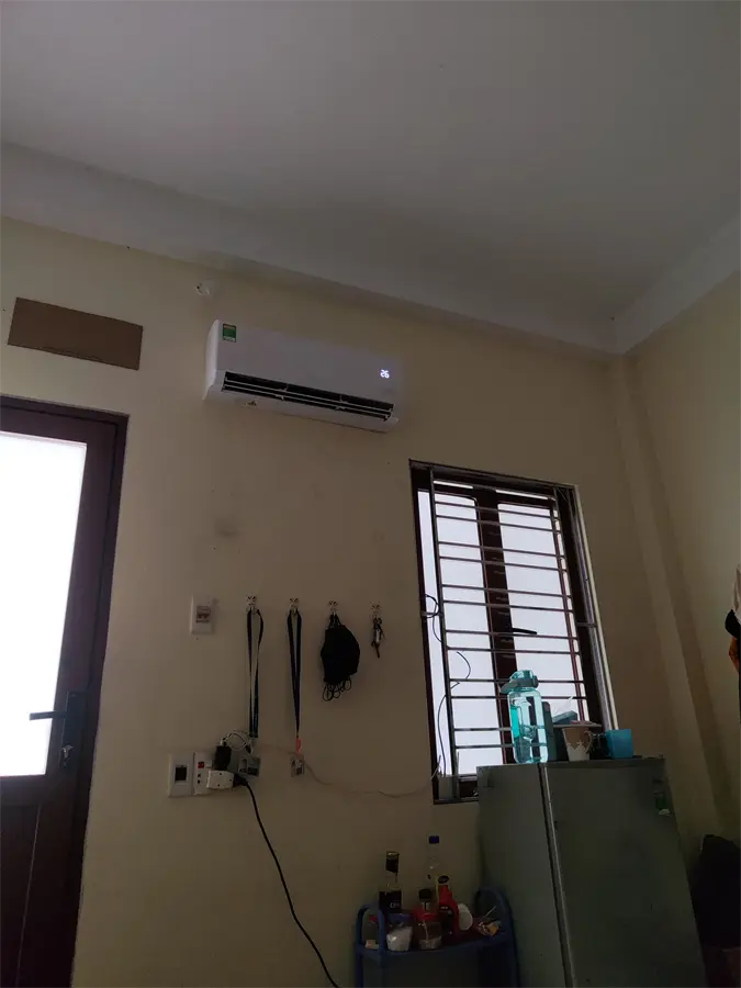 Khách hàng review Máy lạnh Gree Inverter 1 HP GWC09PB-K3D0P4 4