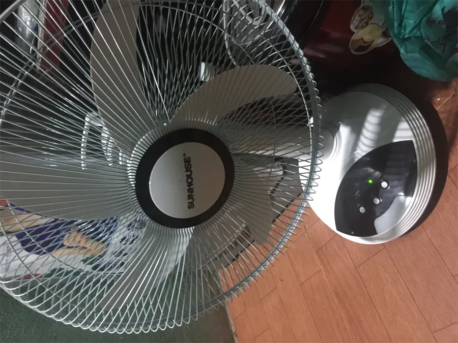 Khách hàng review Quạt sạc điện Sunhouse 5 cánh SHD7223 24W 32