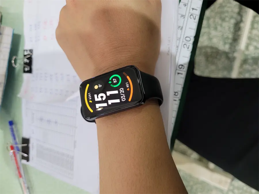 Khách hàng review Vòng đeo tay thông minh Mi Band 7 Pro 8