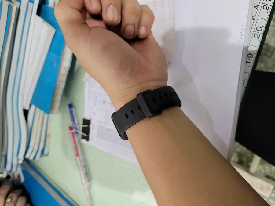 Khách hàng review Vòng đeo tay thông minh Mi Band 7 Pro 9