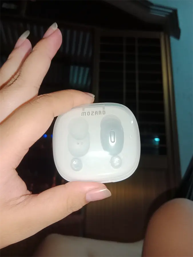 Khách hàng review Tai nghe Bluetooth True Wireless Mozard Q8 9