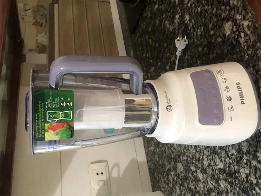 Khách hàng review Máy xay sinh tố đa năng Philips HR2223/00 13
