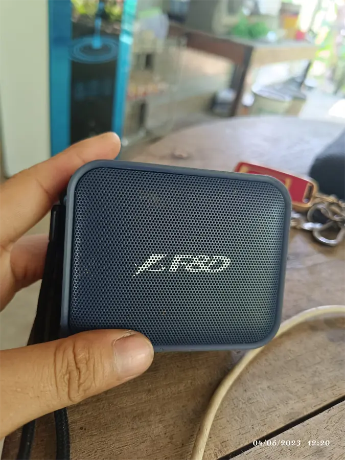 Khách hàng review Loa Bluetooth Mozard BT100 Đen 2