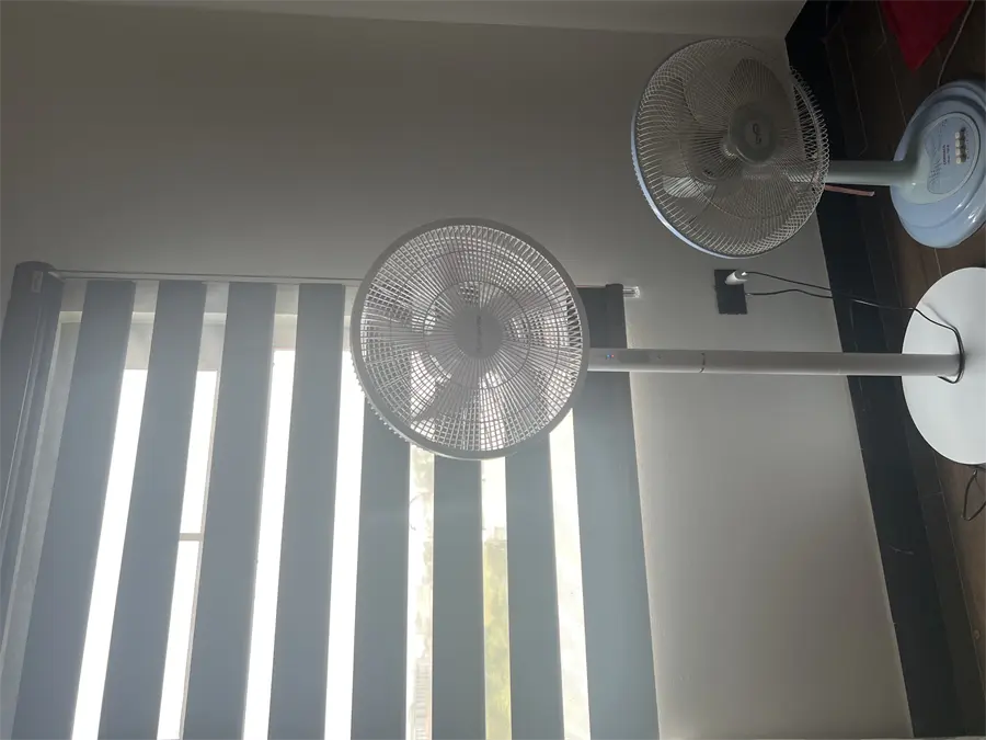 Khách hàng review Quạt sạc điện Kangaroo KG739 1