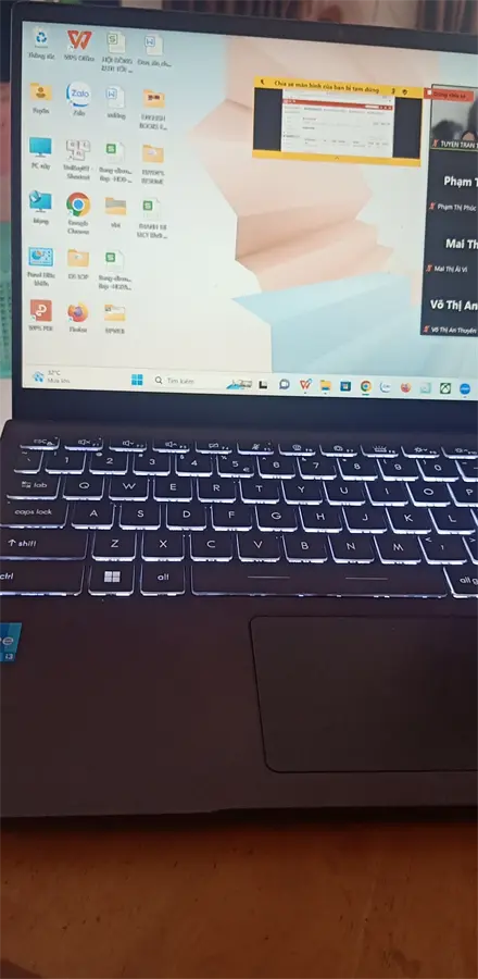 Khách hàng review Laptop MSI Modern 14 B11MOU i3 1115G4/8GB/256GB/Win11 (1027VN) 2