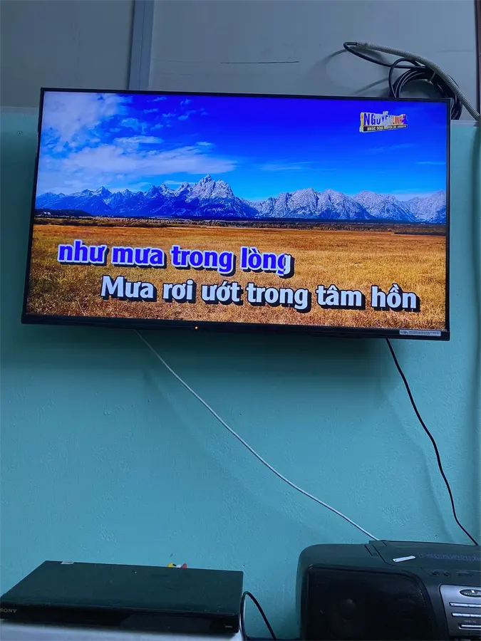 Khách hàng review Google Tivi Sony 4K 43 inch KD-43X80L 2