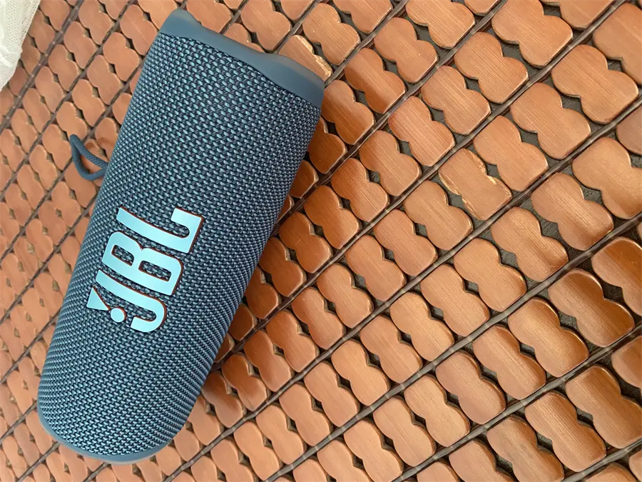 Khách hàng review Loa Bluetooth JBL Flip 6 17