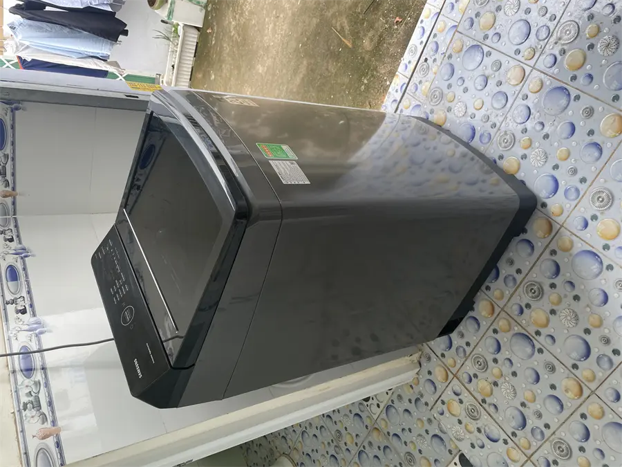 Khách hàng review Máy giặt Samsung Inverter 9.5 kg WA95CG4545BDSV 40