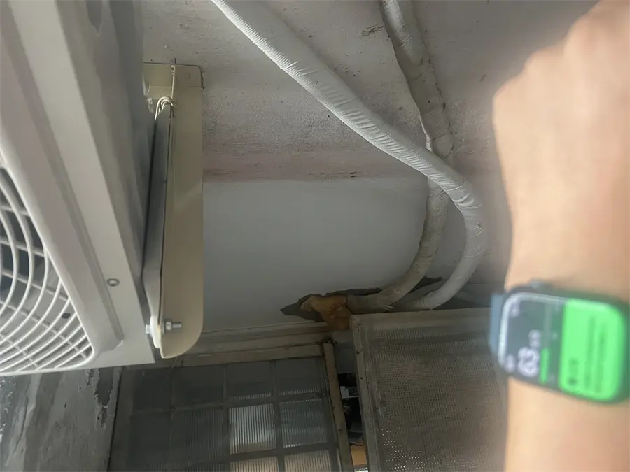 Khách hàng review Máy lạnh Aqua Inverter 2 HP AQA-KCRV18TK 1