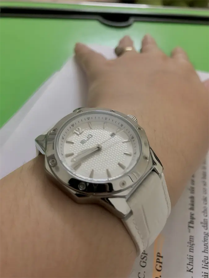 Khách hàng review Đồng hồ Elio 32 mm Nữ EL140-01 2