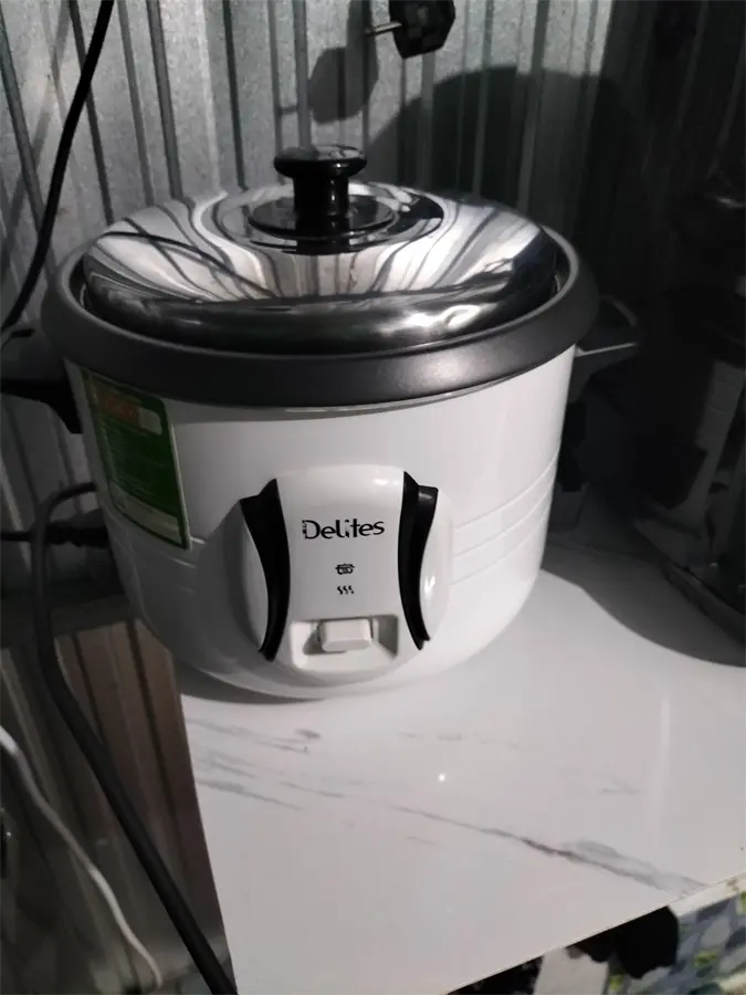 Khách hàng review Nồi cơm nắp rời Delites 1.5 lít NCR1502 18