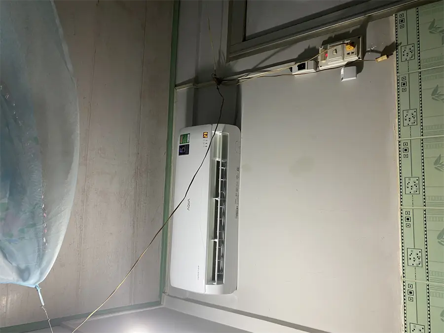 Khách hàng review Máy lạnh Aqua Inverter 1 HP AQA-KCRV10TR 2