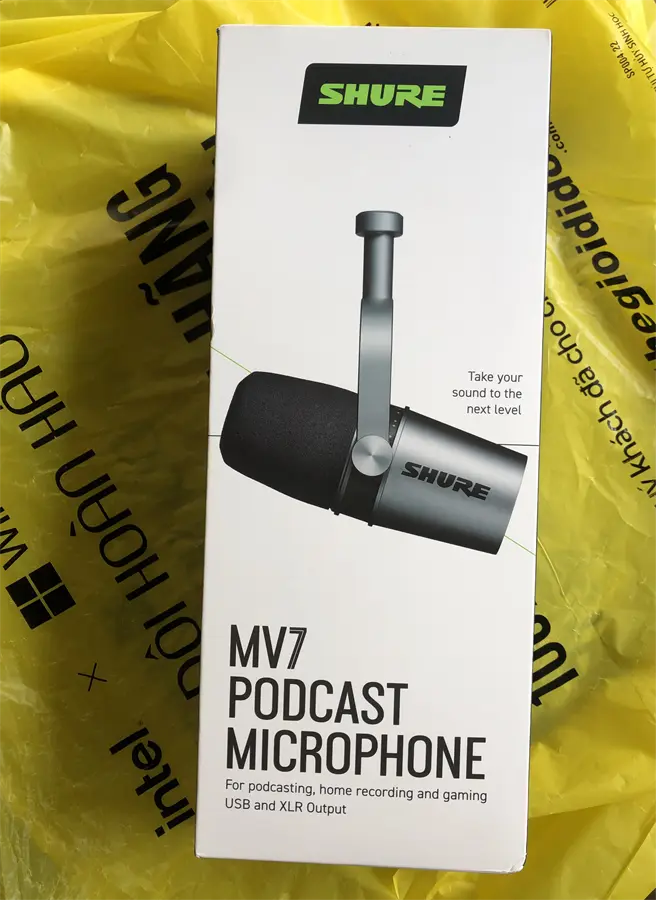 Khách hàng review Micro có dây Shure MV7 S 1