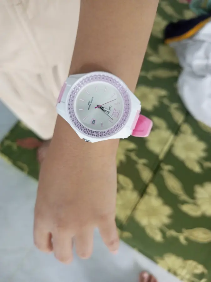 Khách hàng review Đồng hồ CASIO Timeless 39 mm Nữ LX-500H-4E3VDF 4