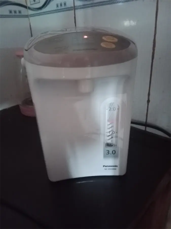 Khách hàng review Bình thủy điện Panasonic NC-EG3000CSY 3 lít 6