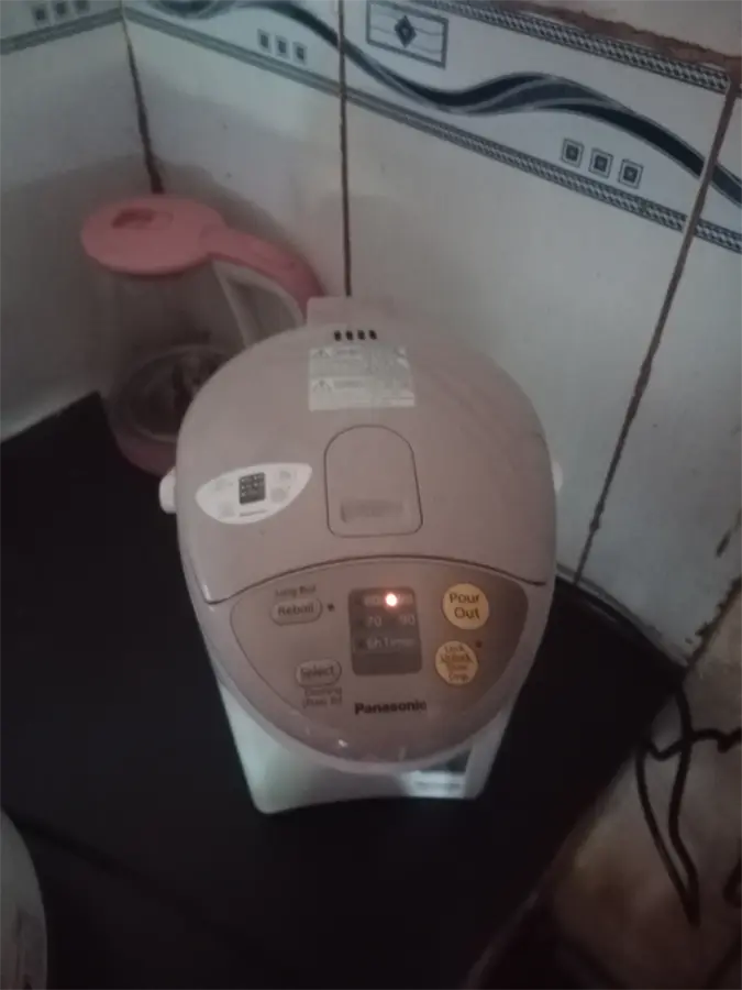 Khách hàng review Bình thủy điện Panasonic NC-EG3000CSY 3 lít 7