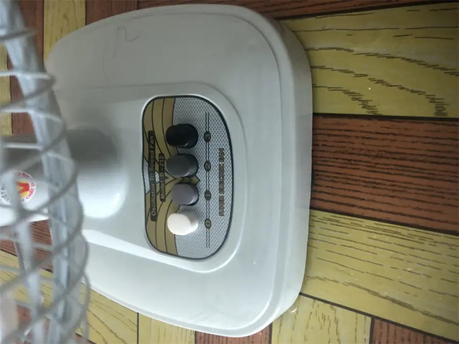 Khách hàng review Quạt bàn Lifan 3 cánh B-212 35W 2