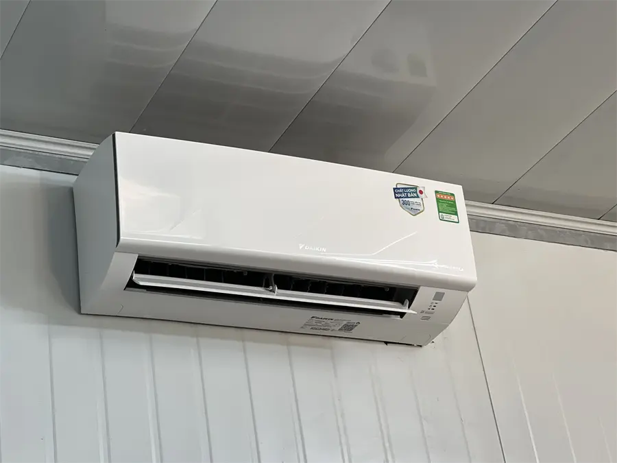 Khách hàng review Máy lạnh Daikin Inverter 2 HP FTKF50XVMV 1