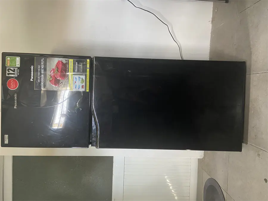 Khách hàng review Tủ lạnh Panasonic Inverter 188 lít NR-BA229PKVN 12