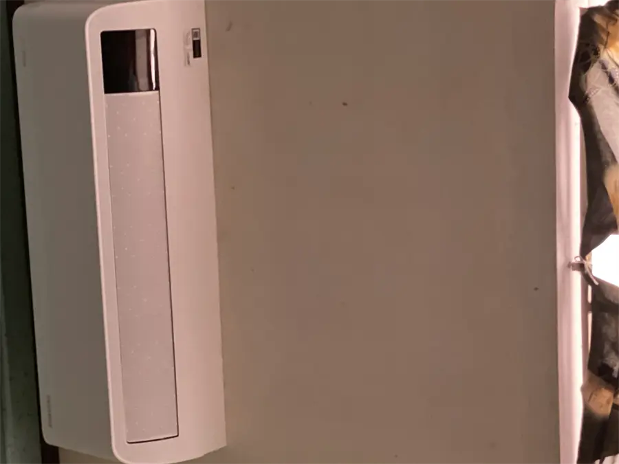 Khách hàng review Điều hòa Samsung Wind-Free Inverter 12000 BTU AR13CYHAAWKNSV 1