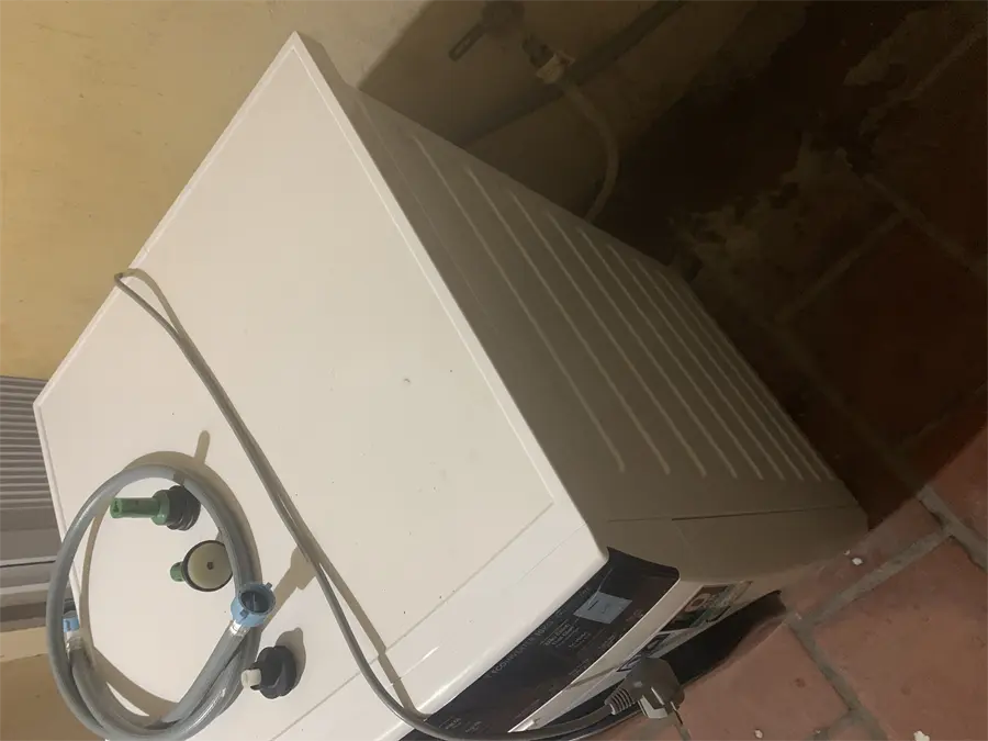 Khách hàng review Máy giặt Electrolux UltimateCare 700 Inverter 10 kg EWF1042Q7WB 3