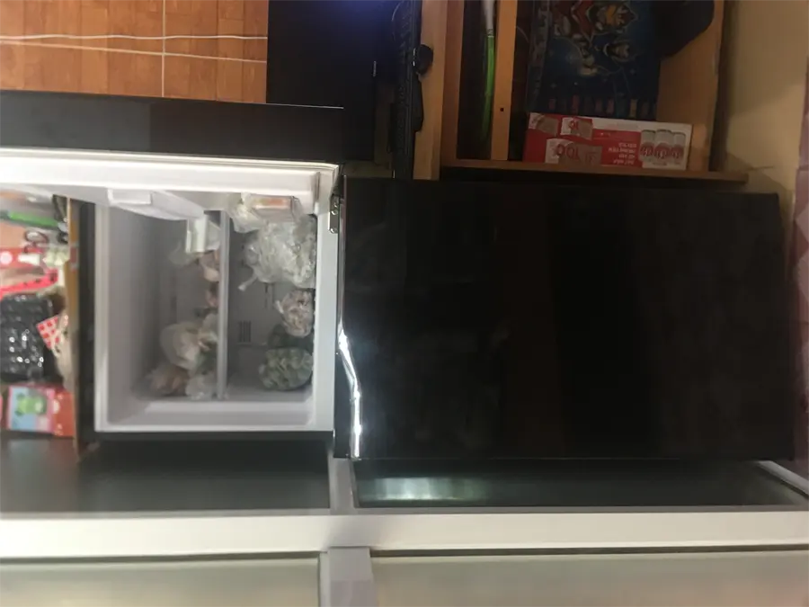 Khách hàng review Tủ lạnh Panasonic Inverter 188 lít NR-BA229PKVN 11