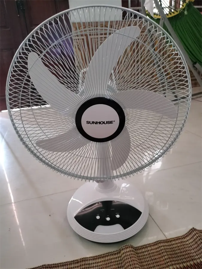 Khách hàng review Quạt sạc điện Sunhouse 5 cánh SHD7223 24W 28