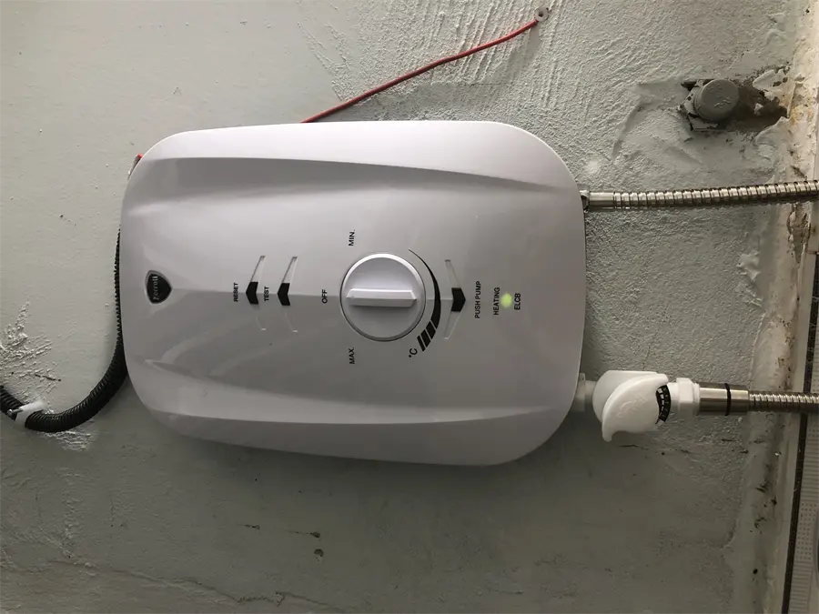 Khách hàng review Máy nước nóng trực tiếp Ferroli 4500W MIDO-MSP 4.5S 13