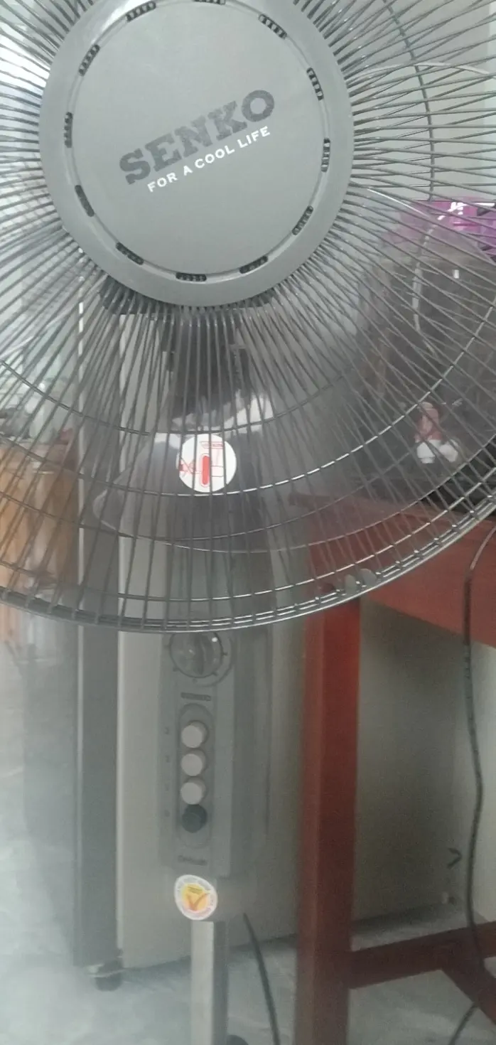 Khách hàng review Quạt đứng Senko 3 cánh DH1600 47W 7