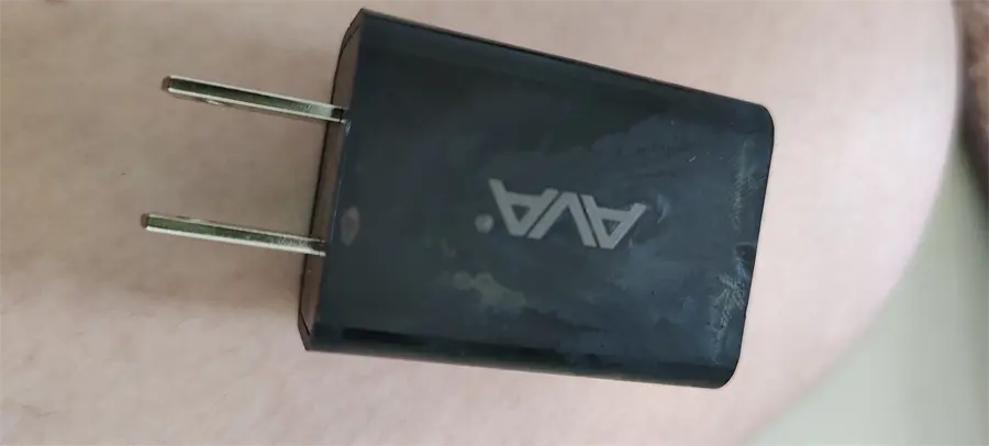 Khách hàng review Adapter Sạc 1A AVA DS432X 1